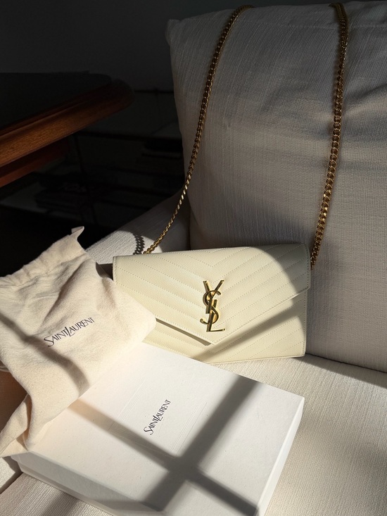 Saint Laurent Handbags - Saint Laurent Cream Leather Envelope Chain Crossbody Bag